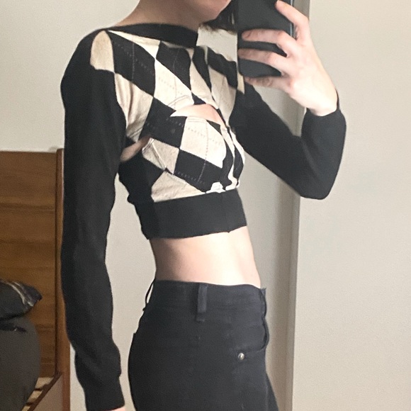 ‘Dana Foley NYC’ recycled. knit crop top - Picture 3 of 8